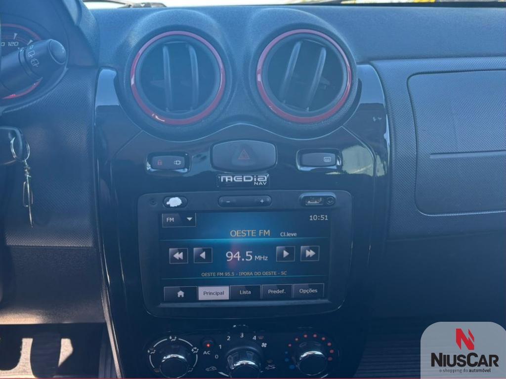 Foto numero 8 do veiculo Renault Sandero STEPWAY Hi-Power 1.6 8V 5p  - Vermelha - 2013/2014