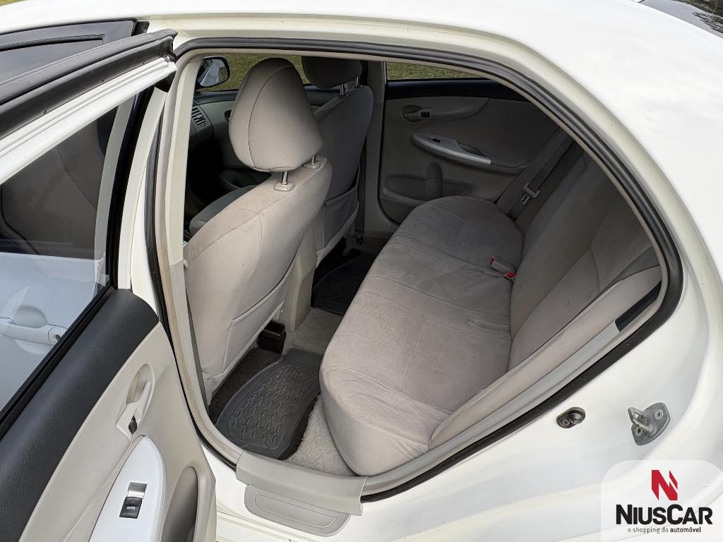 Foto numero 13 do veiculo Toyota Corolla GLi 1.8 Flex 16V  Aut.  - Branca - 2013/2014