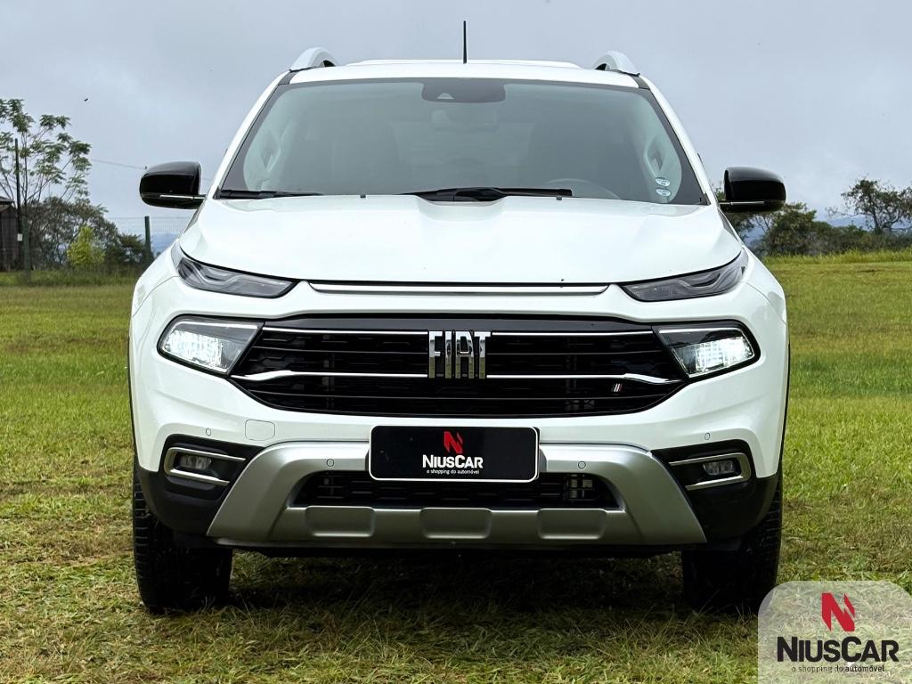 Foto numero 2 do veiculo Fiat Toro Volcano 1.3 T270 4x2 Flex Aut.  - Branca - 2022/2022