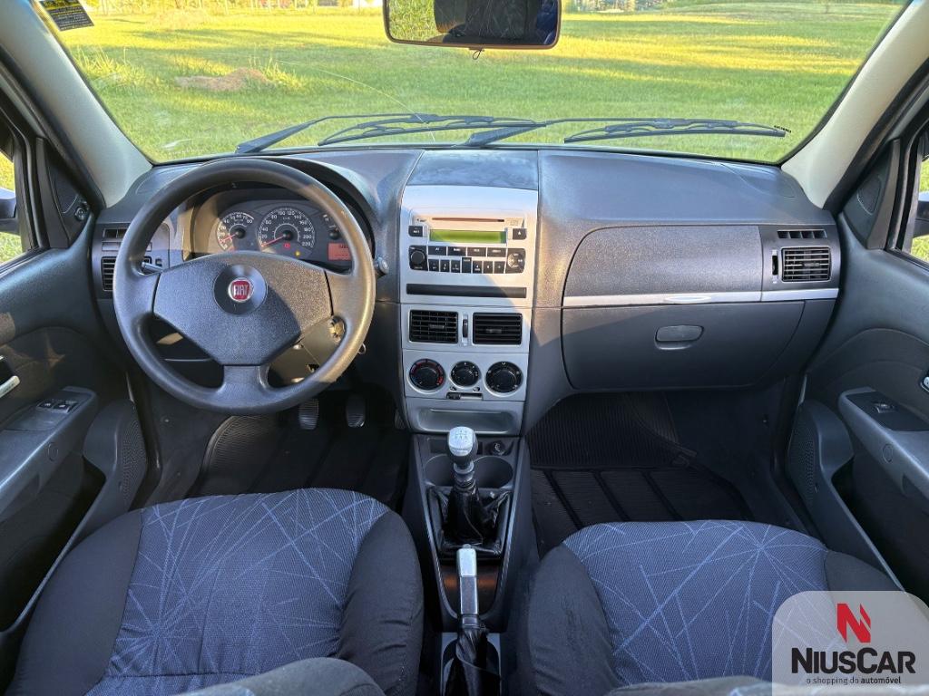 Foto numero 8 do veiculo Fiat Palio ELX 1.4 Fire/30 Anos F. Flex 8V 4p  - Prata - 2010/2010