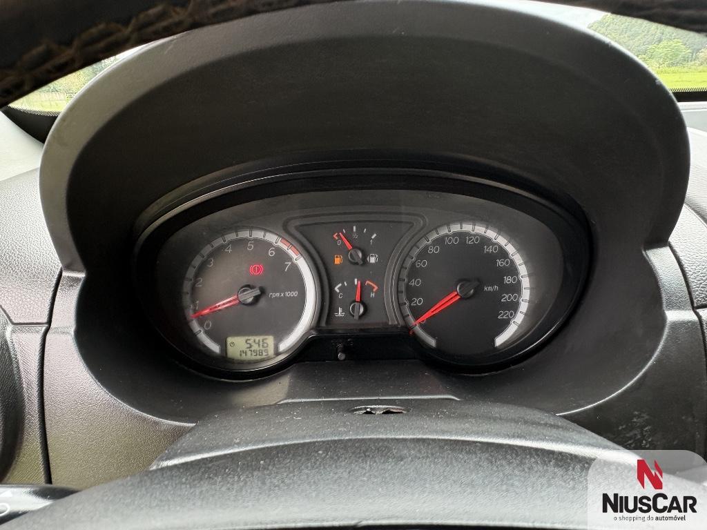 Foto numero 11 do veiculo Ford EcoSport XLS 1.6/ 1.6 Flex 8V 5p  - Prata - 2008/2009