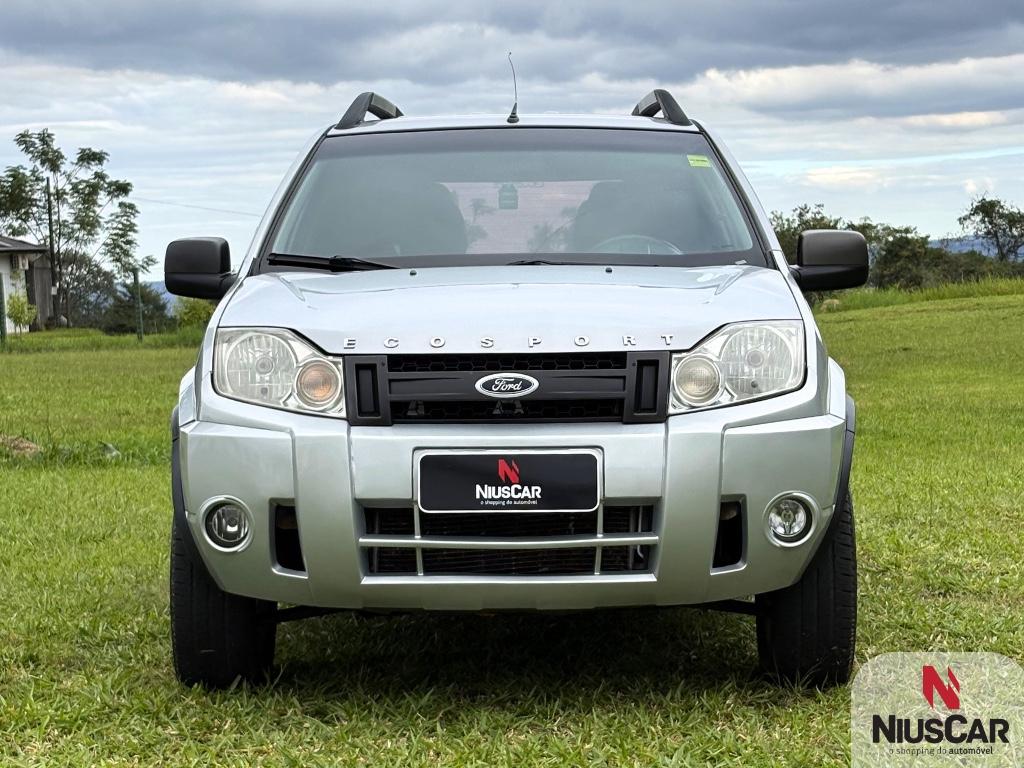 Foto numero 4 do veiculo Ford EcoSport XLS 1.6/ 1.6 Flex 8V 5p  - Prata - 2008/2009