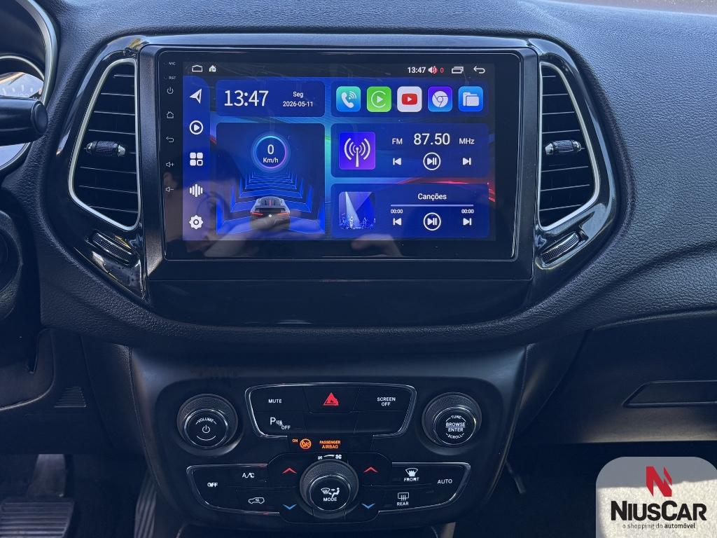 Foto numero 14 do veiculo Jeep Compass LONGITUDE 2.0 4x2 Flex 16V Aut.  - Cinza - 2018/2018