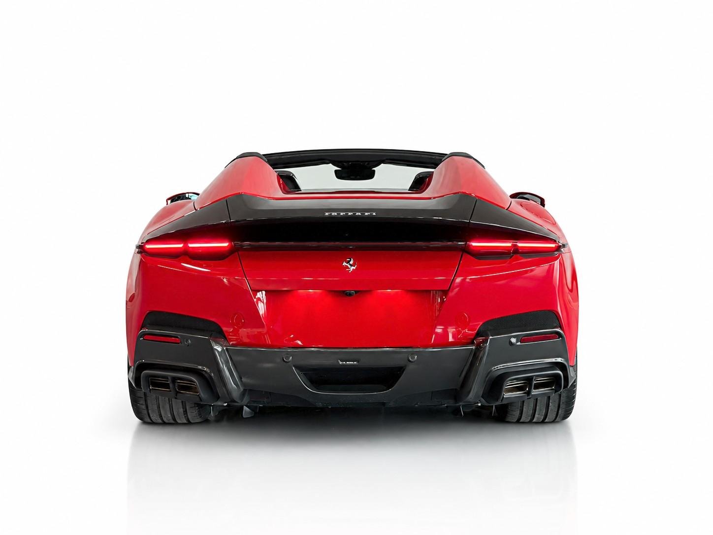 Foto numero 2 do veiculo Ferrari 12Cilindri Spider - Vermelha - 2025/2026