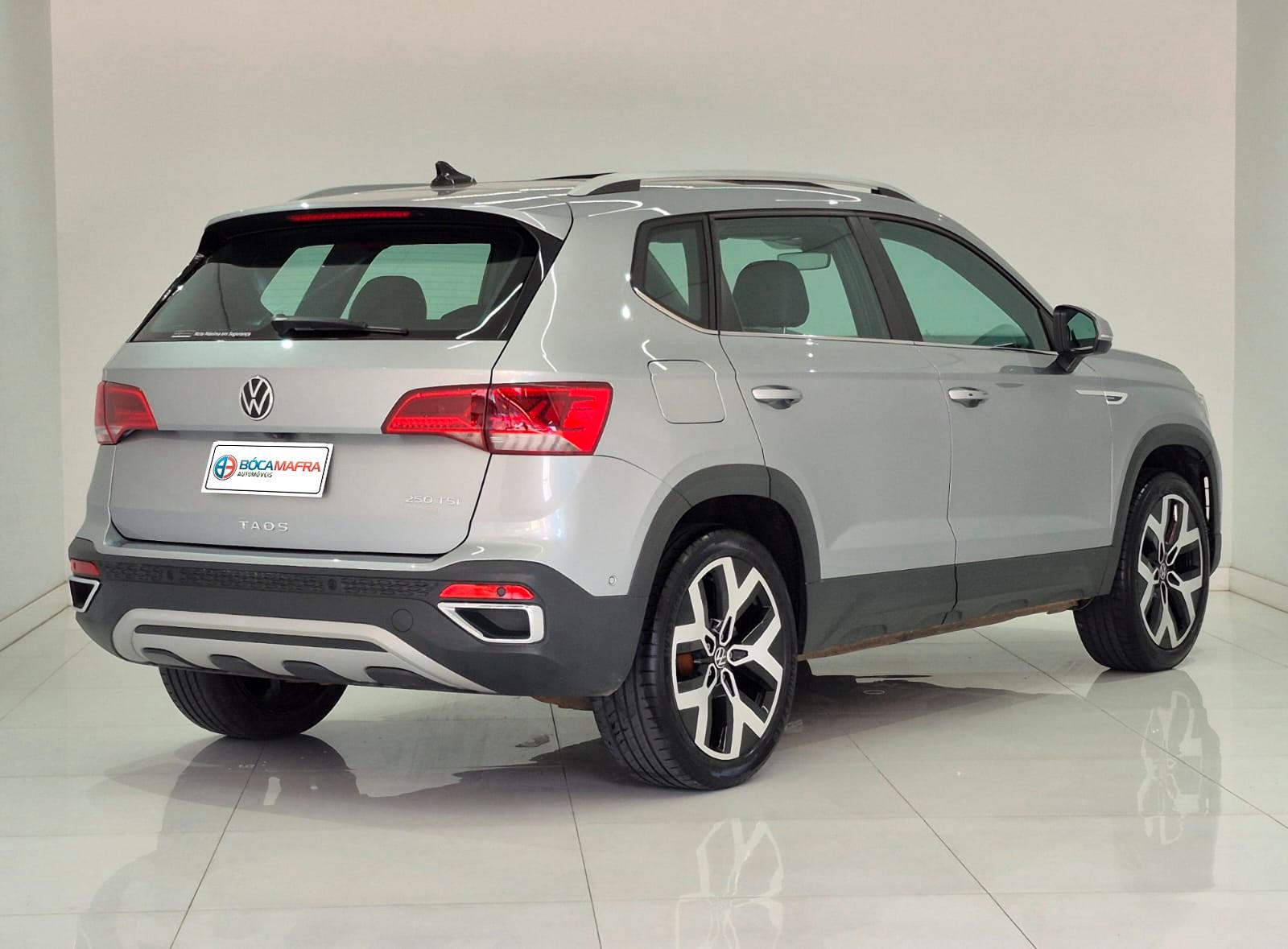 Foto numero 1 do veiculo Volkswagen Taos Highline 1.4 TSI - Prata - 2024/2024