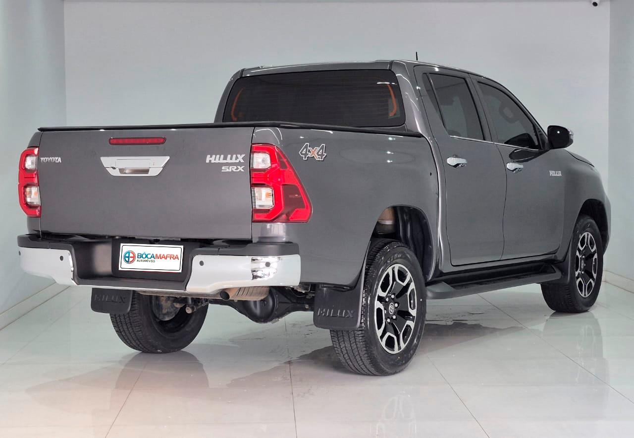 Foto numero 1 do veiculo Toyota Hilux SRX 4X4 2.8 - Cinza - 2022/2023