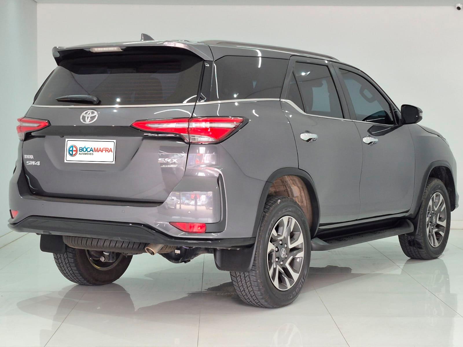 Foto numero 1 do veiculo Toyota Hilux SW4 SRX Platinum 2.8 Turbo 5L  - Cinza - 2024/2024