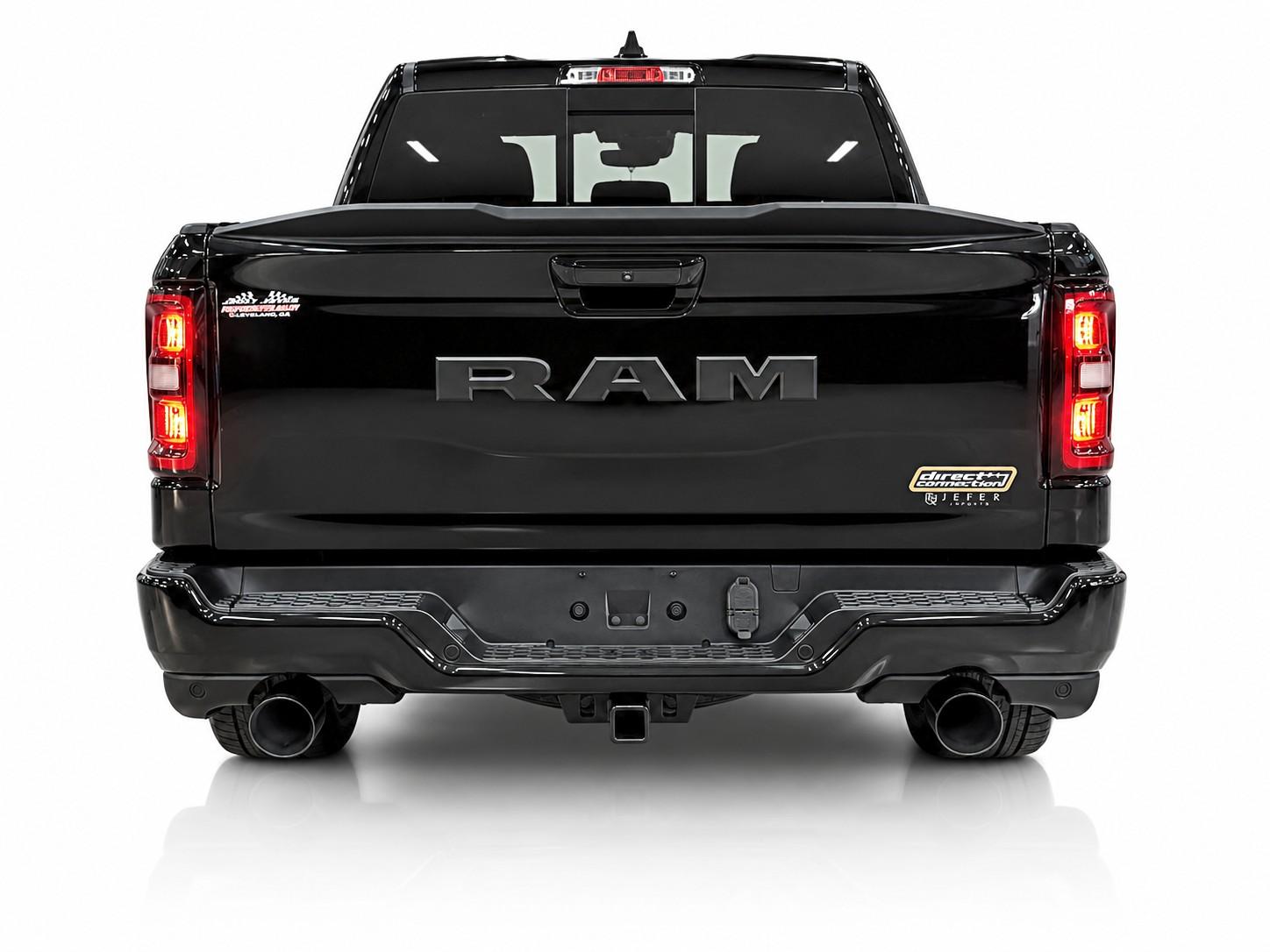 Foto numero 4 do veiculo Ram 1500 Big Horn Crew Cab - Preta - 2026/2026
