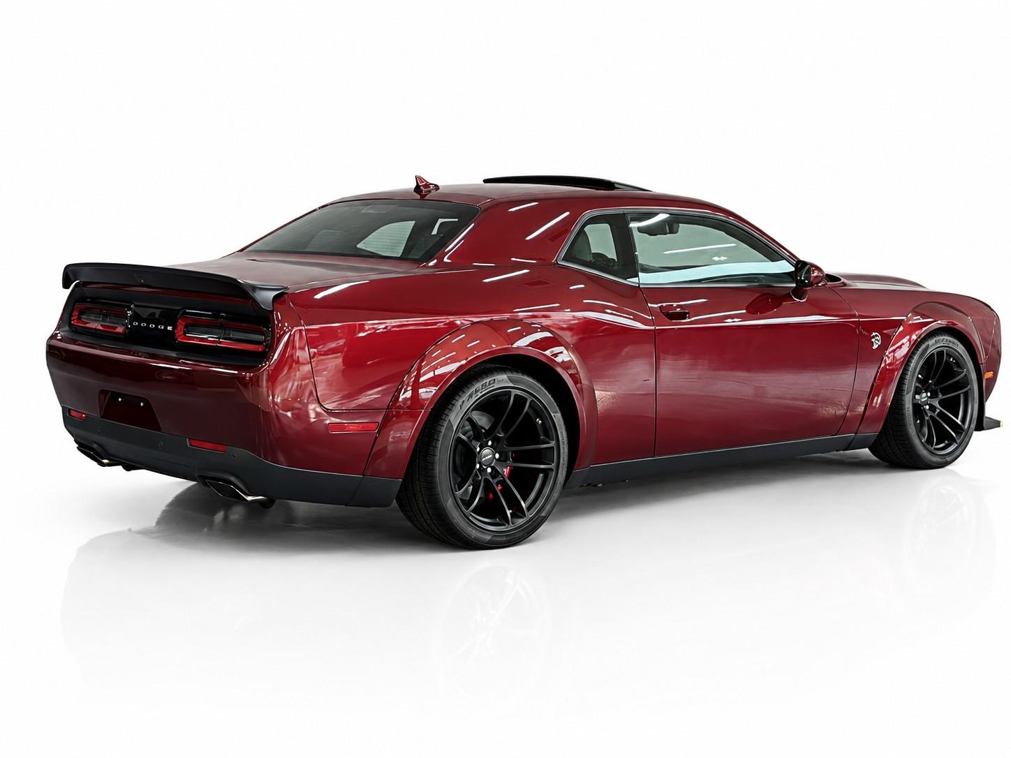 Foto numero 1 do veiculo Dodge Challenger SRT Jailbreak - Vermelha - 2023/2023