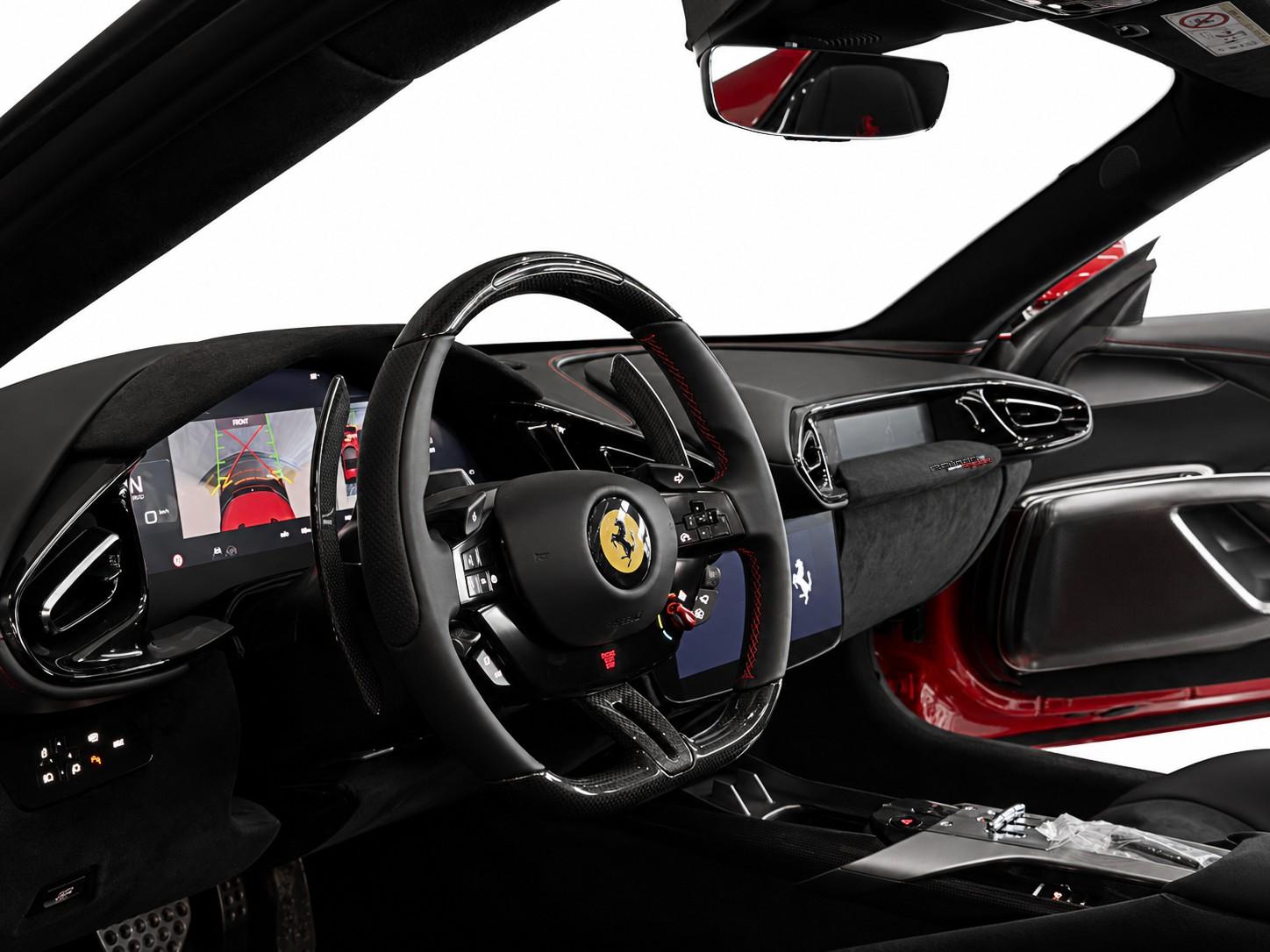 Foto numero 5 do veiculo Ferrari 12Cilindri Spider - Vermelha - 2025/2026