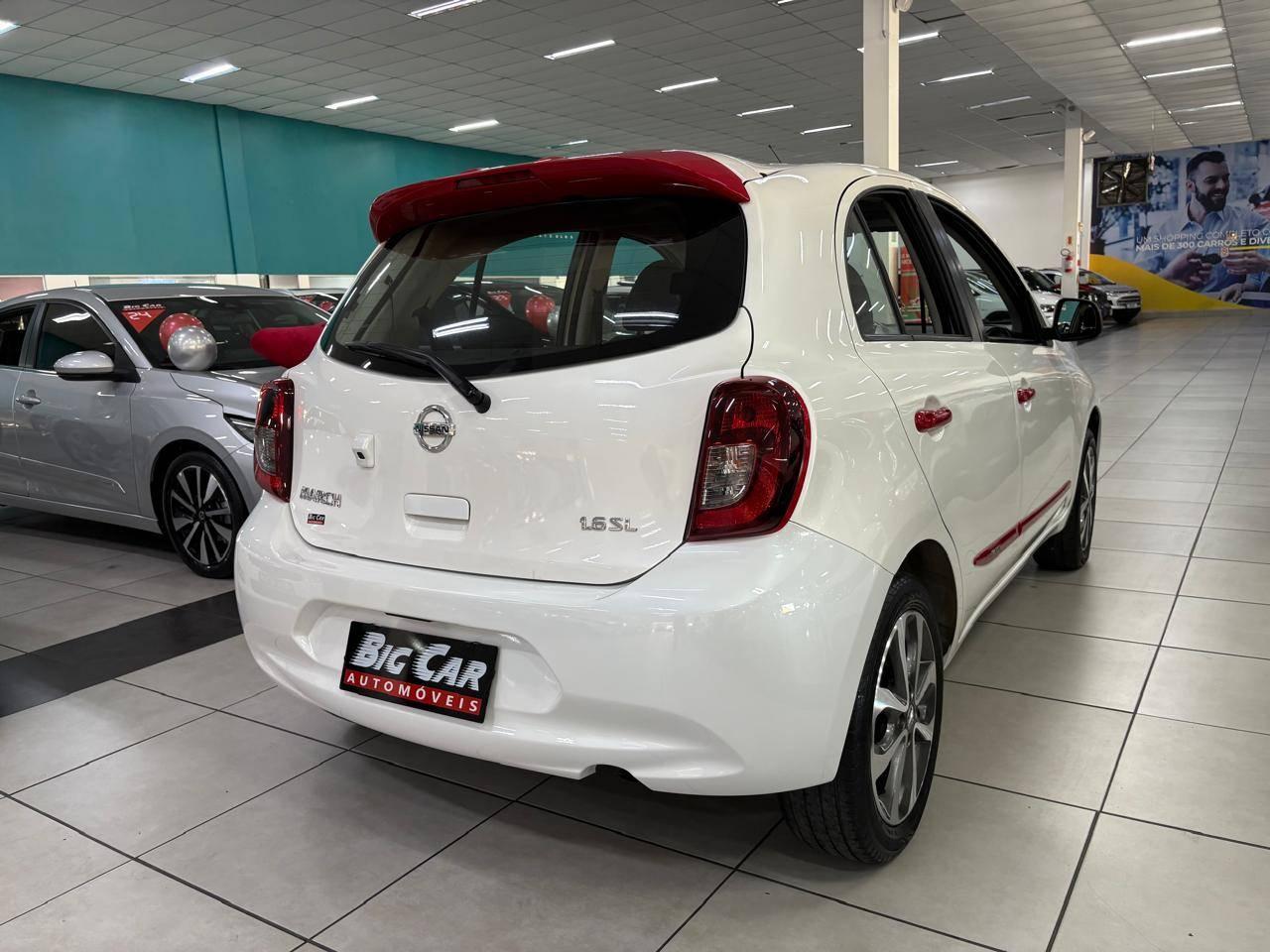 Nissan March SL 1.6 16V Flex 2016