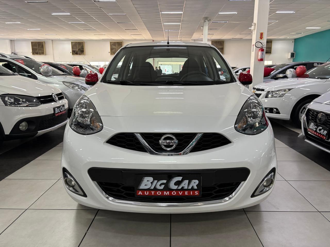 Nissan March SL 1.6 16V Flex 2016