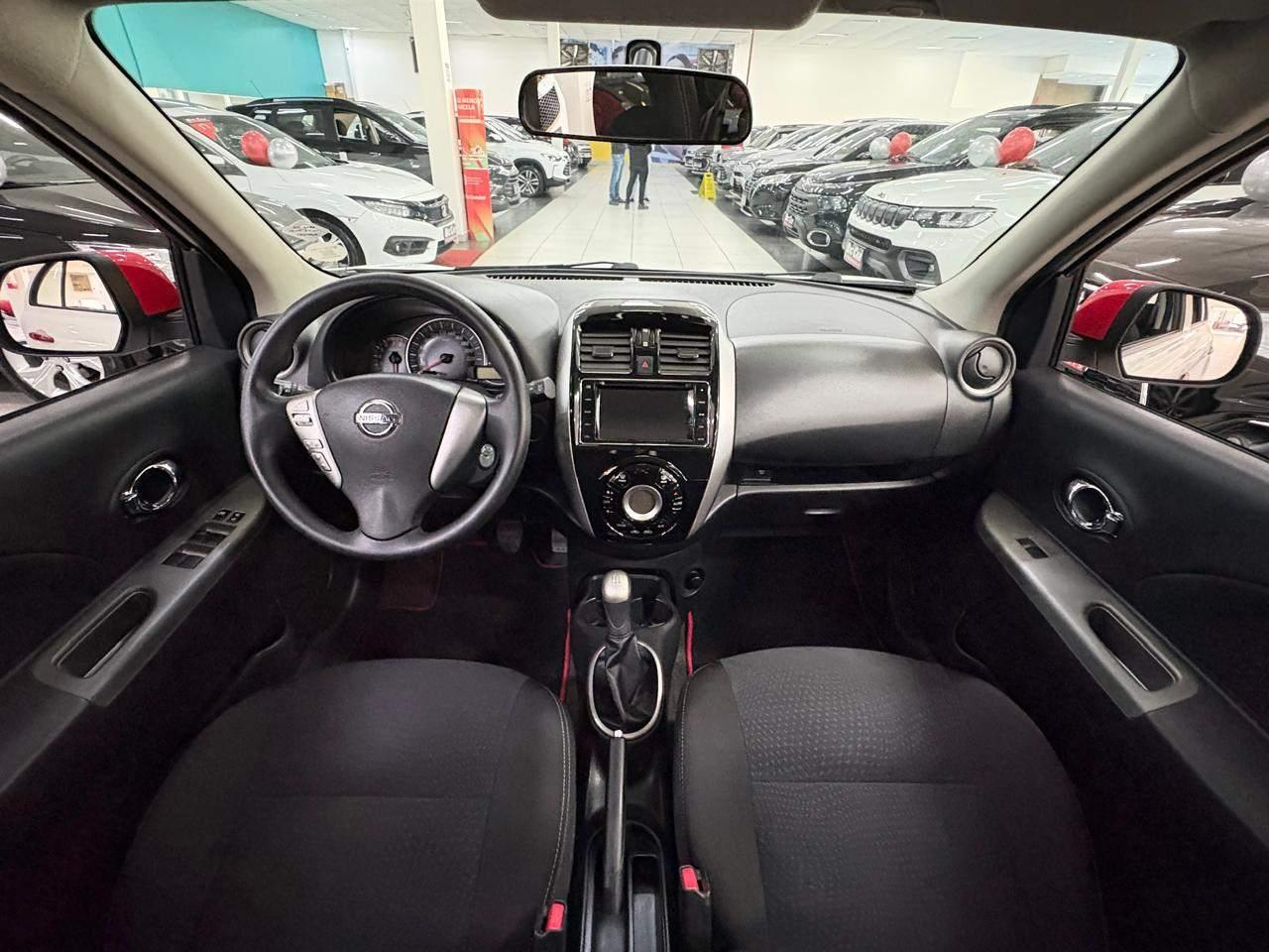 Nissan March SL 1.6 16V Flex 2016