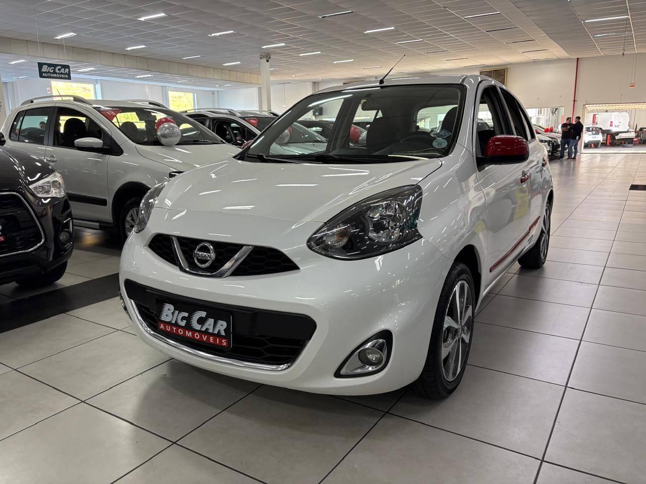 Nissan March SL 1.6 16V Flex 2016