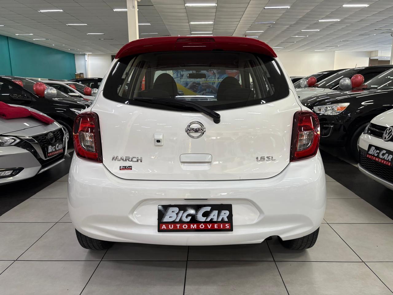 Nissan March SL 1.6 16V Flex 2016