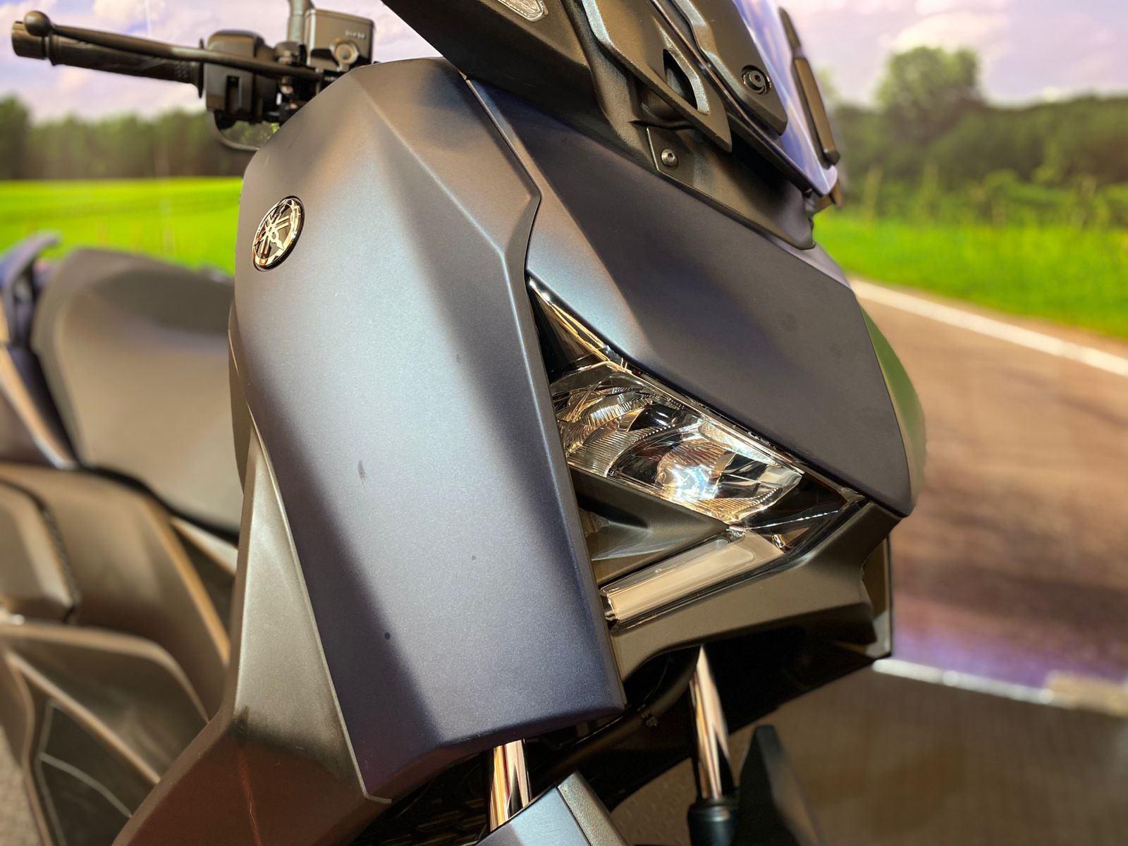 Yamaha XMAX 250 2025
