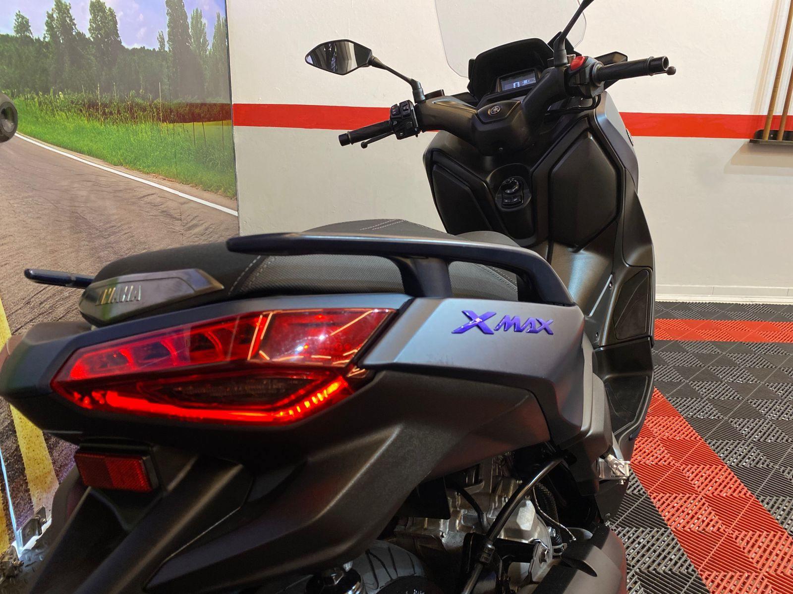 Yamaha XMAX 250 2025