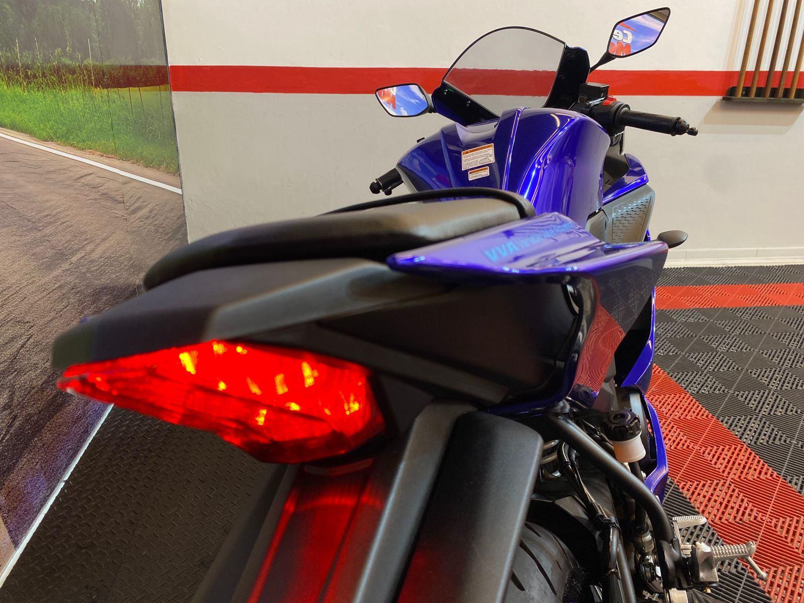 Yamaha YZF-R1 /YZF R15 ABS 2026