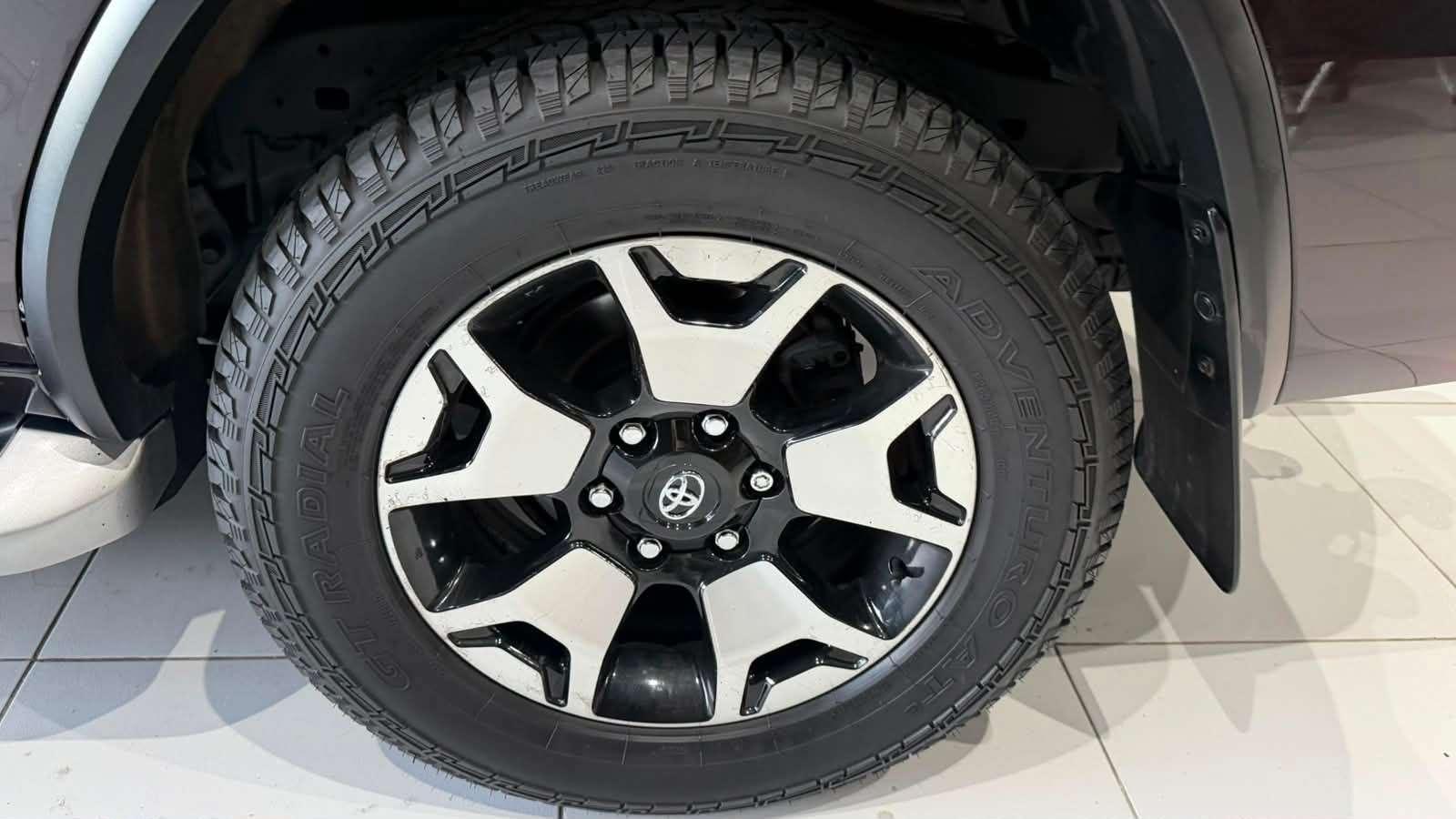 Foto numero 17 do veiculo Toyota Hilux SW4 I/  SWDMDA4JD - Marrom - 2020/2020