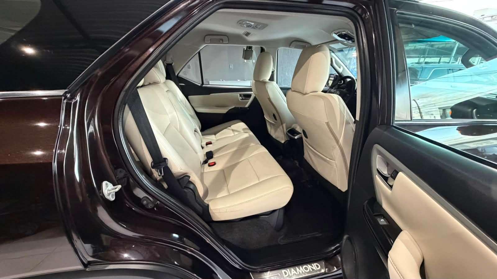 Foto numero 11 do veiculo Toyota Hilux SW4 I/  SWDMDA4JD - Marrom - 2020/2020