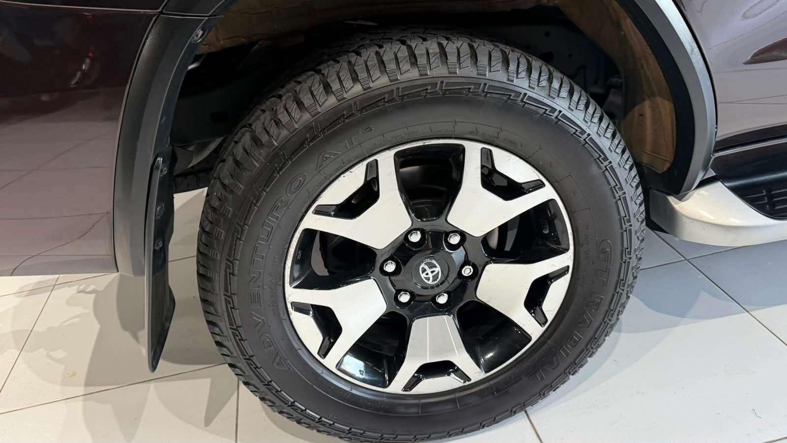 Foto numero 18 do veiculo Toyota Hilux SW4 I/  SWDMDA4JD - Marrom - 2020/2020