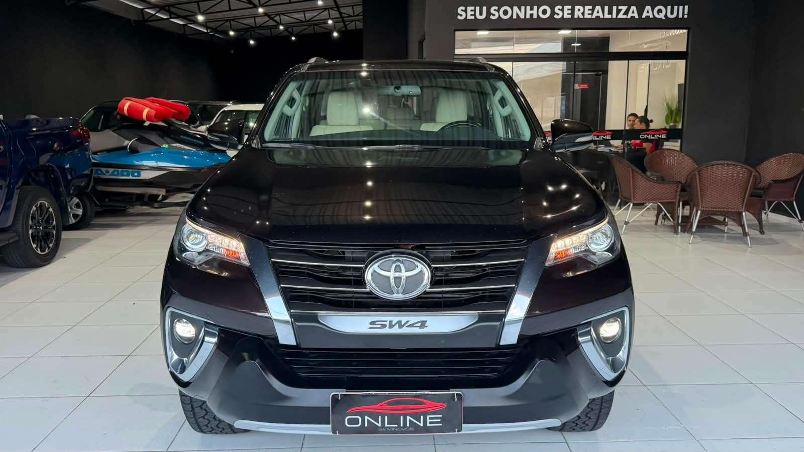 Foto numero 1 do veiculo Toyota Hilux SW4 I/  SWDMDA4JD - Marrom - 2020/2020