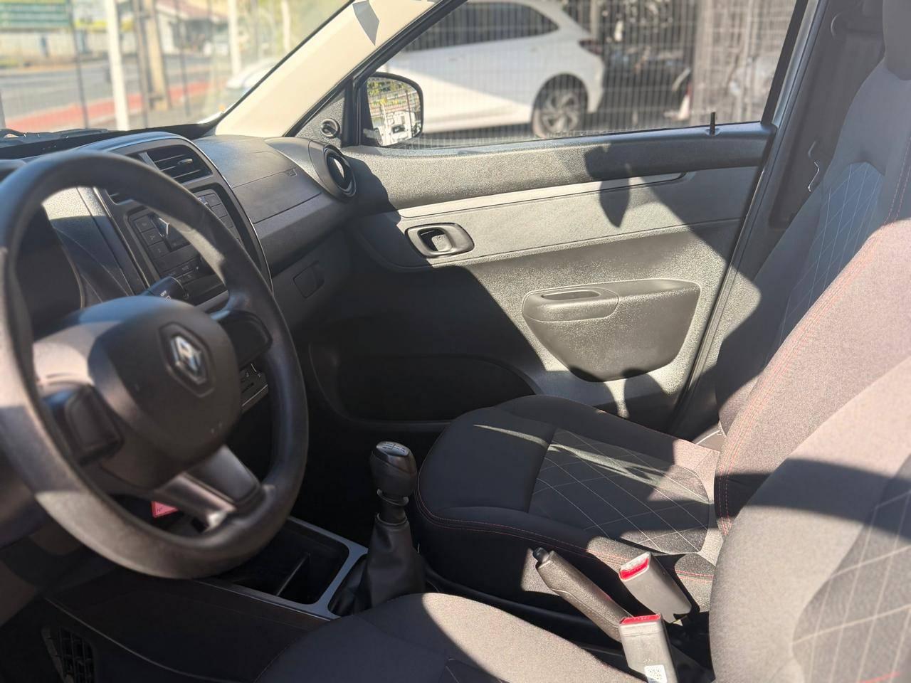 Foto numero 9 do veiculo Renault Kwid Zen 1.0 Flex 12V 5p Mec.  - Prata - 2024/2025