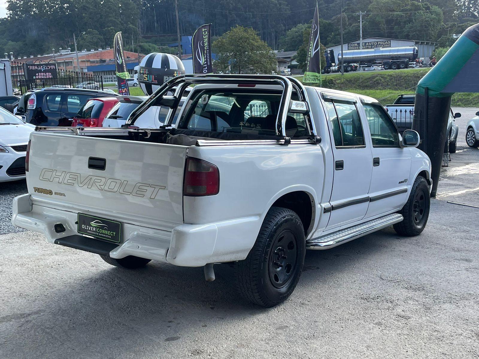 Foto numero 3 do veiculo Chevrolet S-10 Pick-up S10 P-Up Luxe 2.5 4x4 CD TB Max HST Dies - Branca - 1999/2000