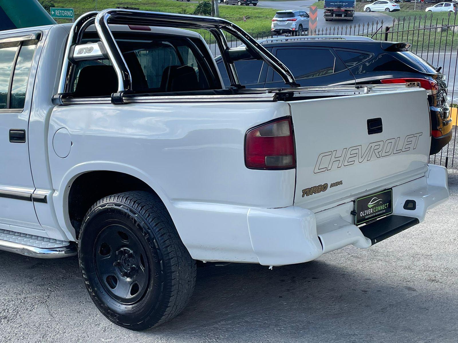 Foto numero 5 do veiculo Chevrolet S-10 Pick-up S10 P-Up Luxe 2.5 4x4 CD TB Max HST Dies - Branca - 1999/2000