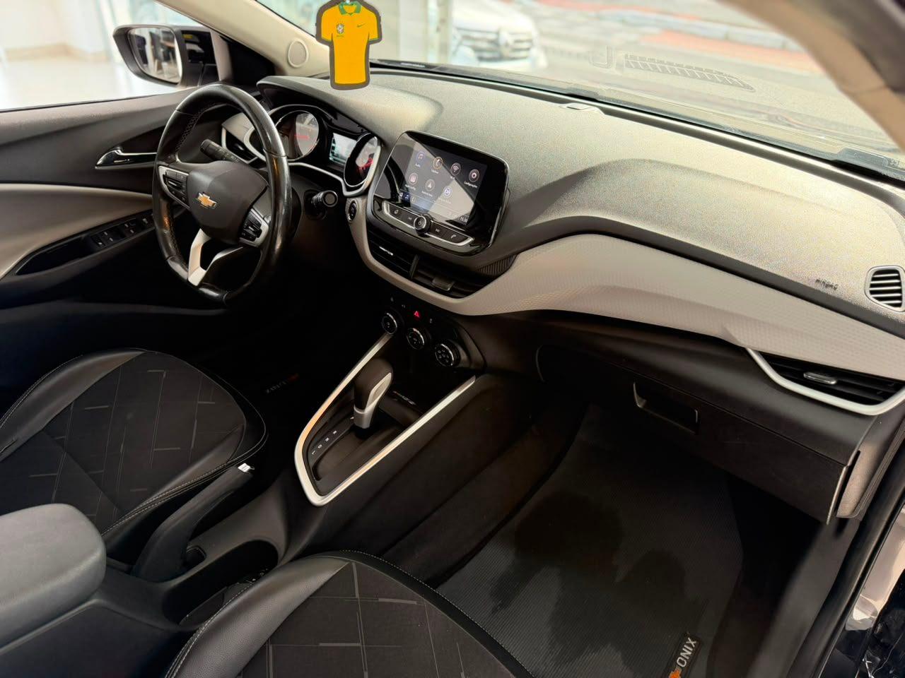 Chevrolet Onix SED. Plus PREM. 1.0 12V TB Flex Aut 2020