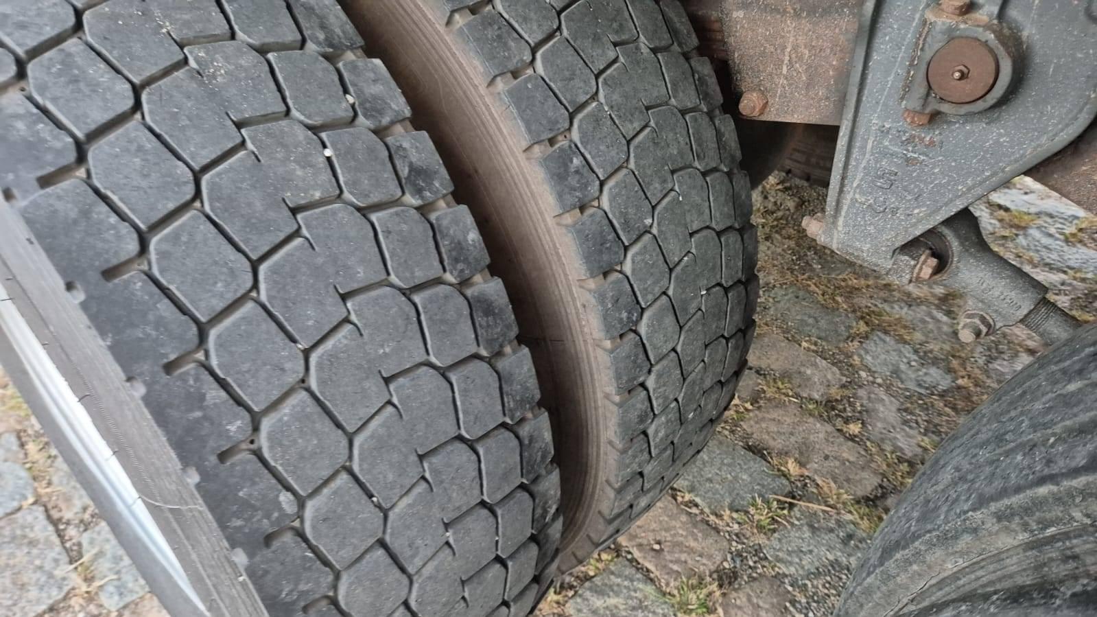 Iveco TECTOR 240E28 Bau 8,5 2013