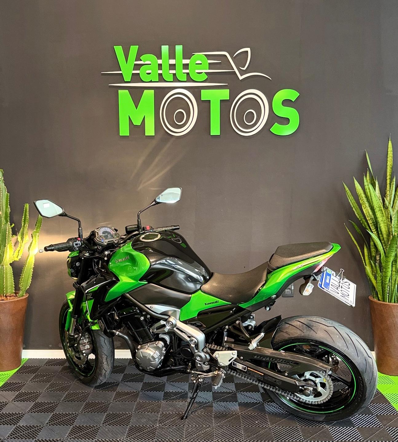 Kawasaki Z 900 2018