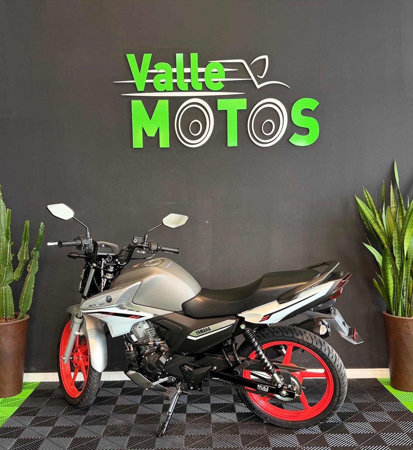 Yamaha YBR 150 FACTOR DX FLEX 2026