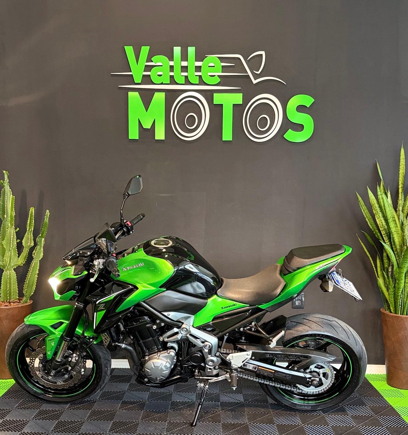 Kawasaki Z 900 2018