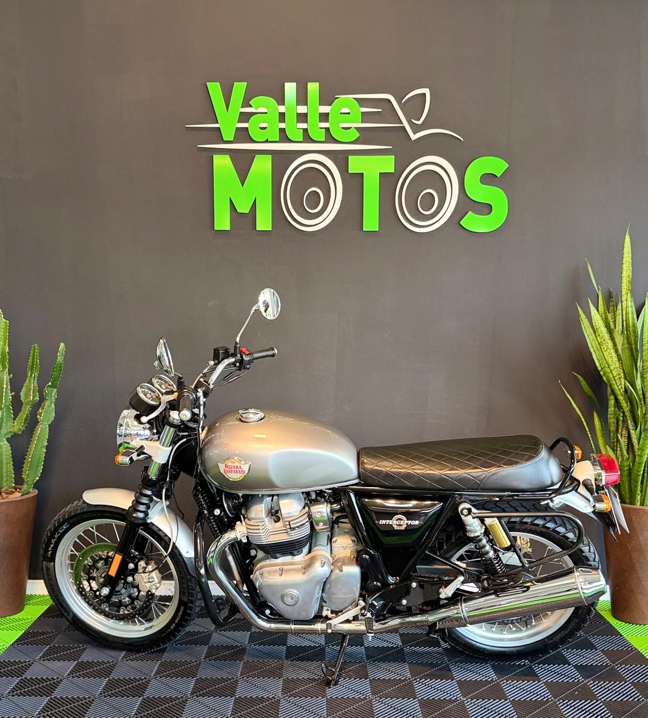 Royal Enfield Interceptor I/ INT 650 2020
