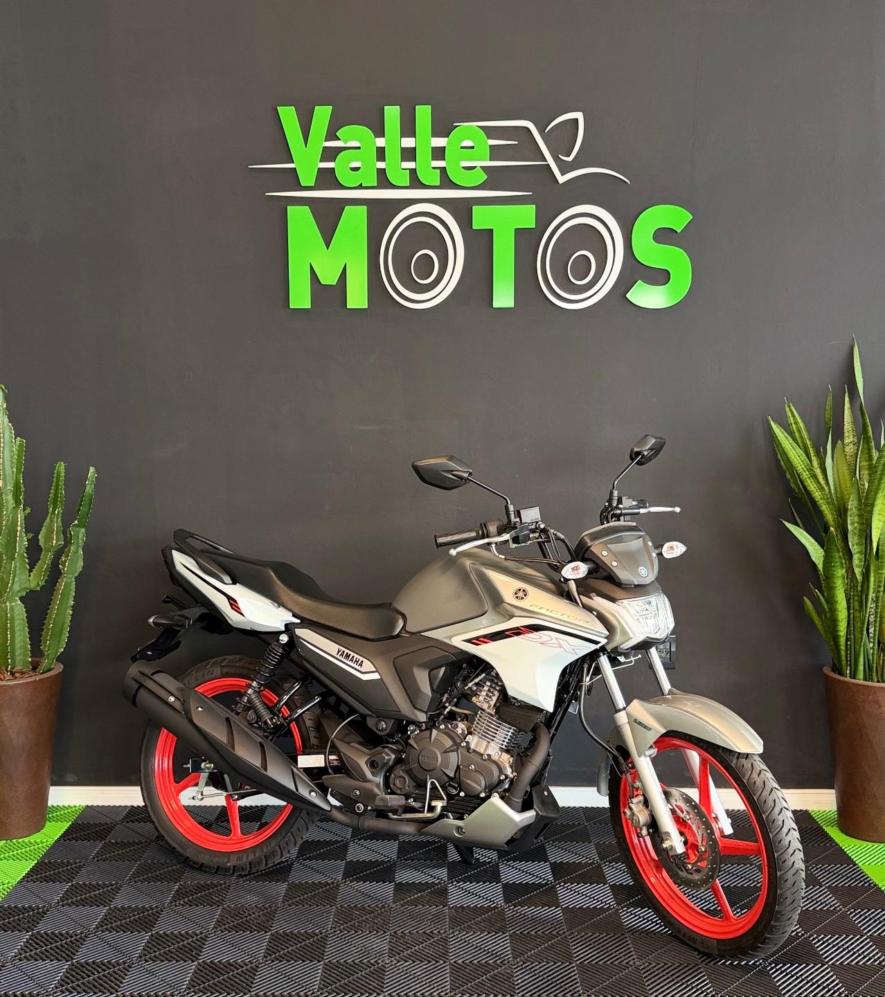 Yamaha YBR 150 FACTOR DX FLEX 2026