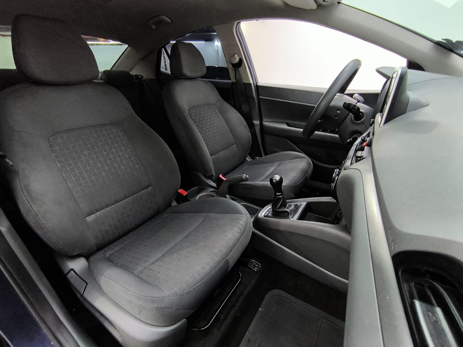 Foto numero 12 do veiculo Hyundai HB20S Comfort 1.0  Flex 12V Mec.  - Azul - 2024/2025