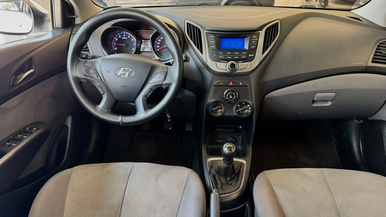Hyundai HB20S 1.0M COMF 2015