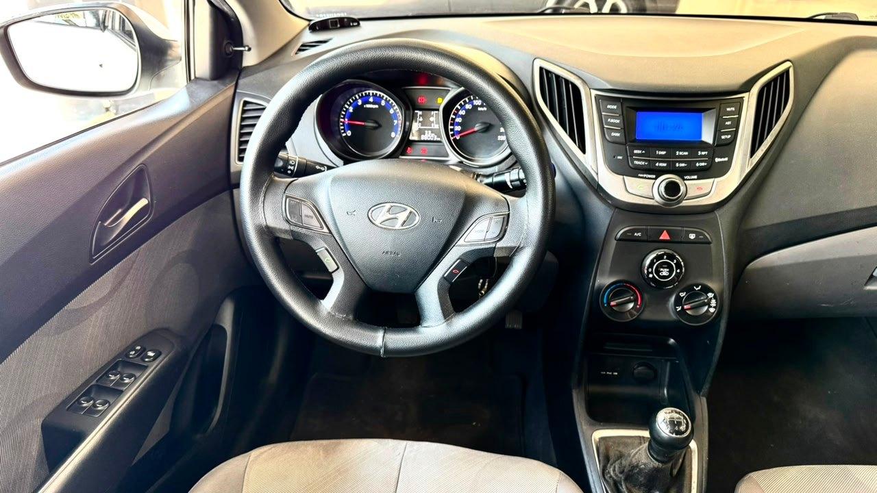 Hyundai HB20S 1.0M COMF 2015