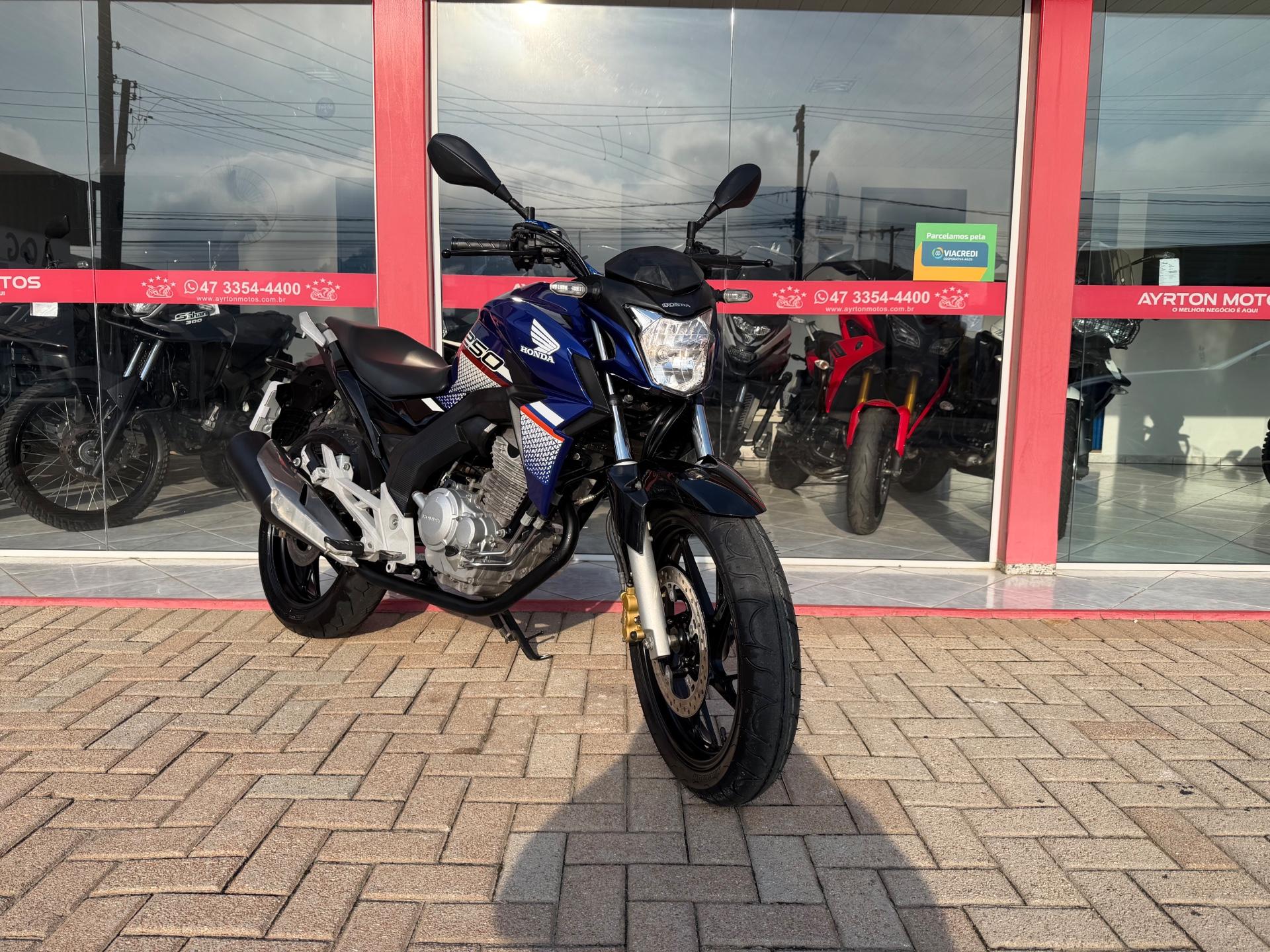 Foto numero 1 do veiculo Honda CB 250F Twister CBS - Azul - 2022/2022