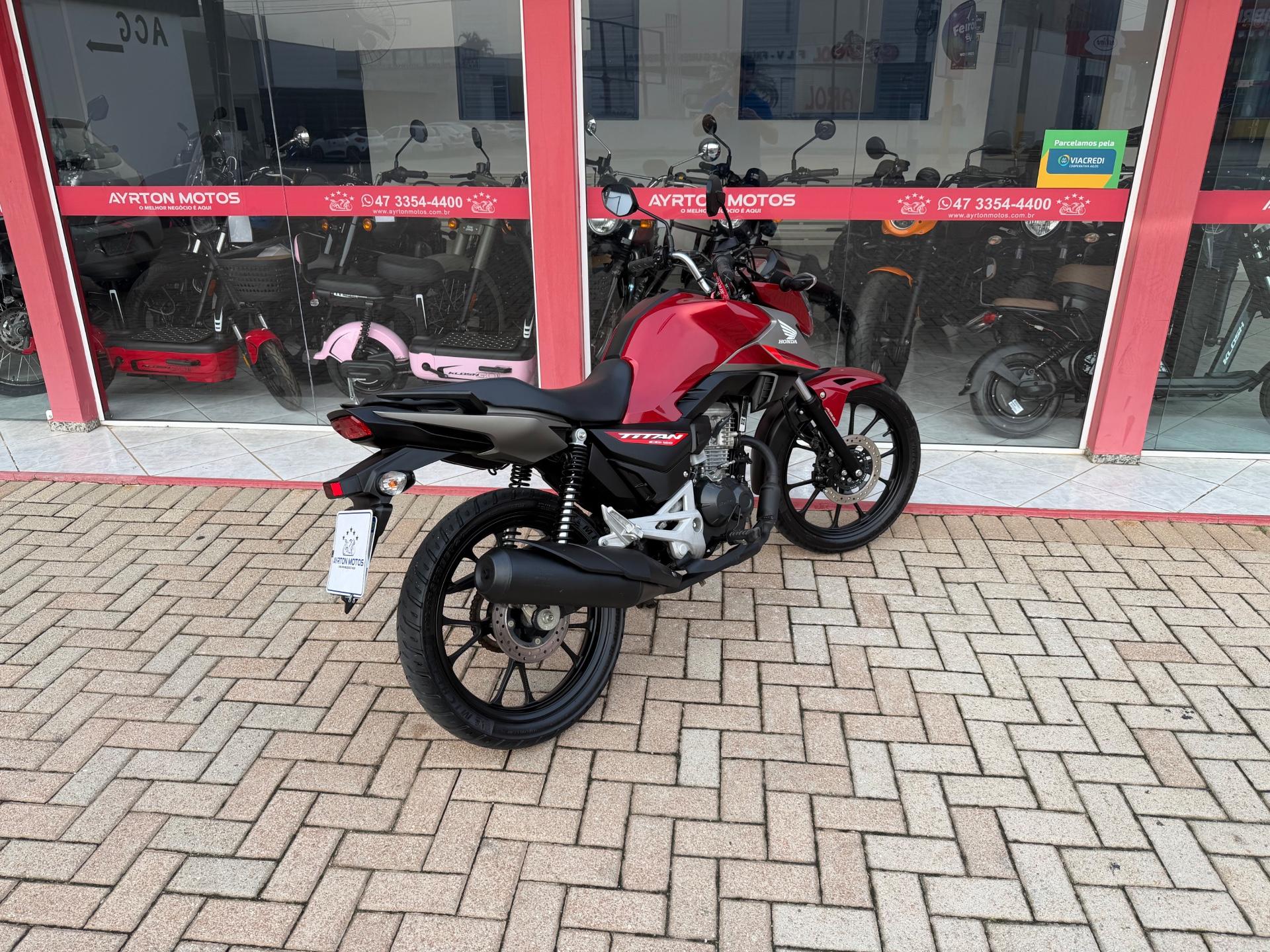 Foto numero 3 do veiculo Honda CG-160 TITAN FLEXONE/Ed.Especial 40 Anos - Vermelha - 2025/2025
