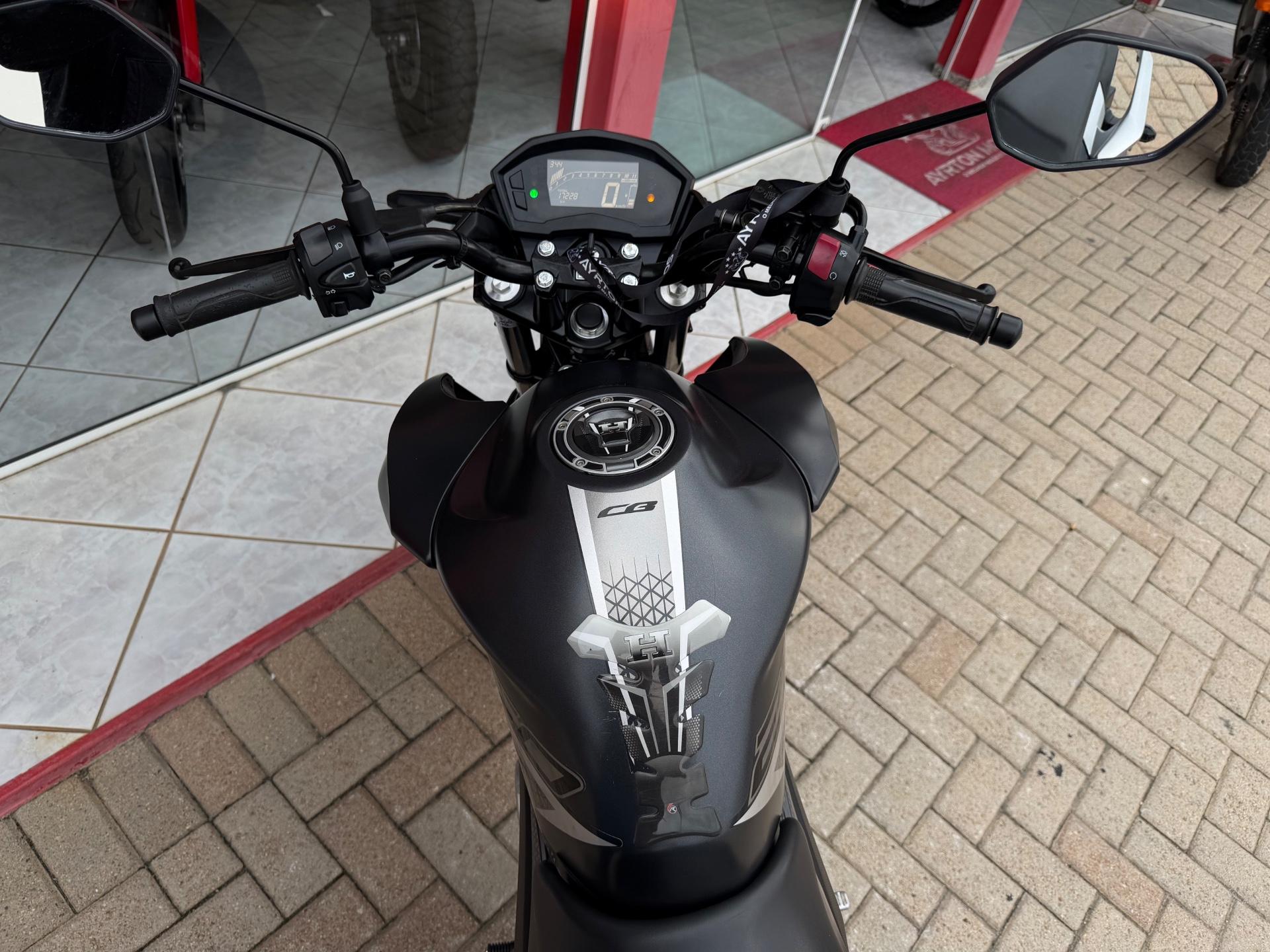 Foto numero 5 do veiculo Honda CB 250F Twister ABS - Cinza - 2022/2022