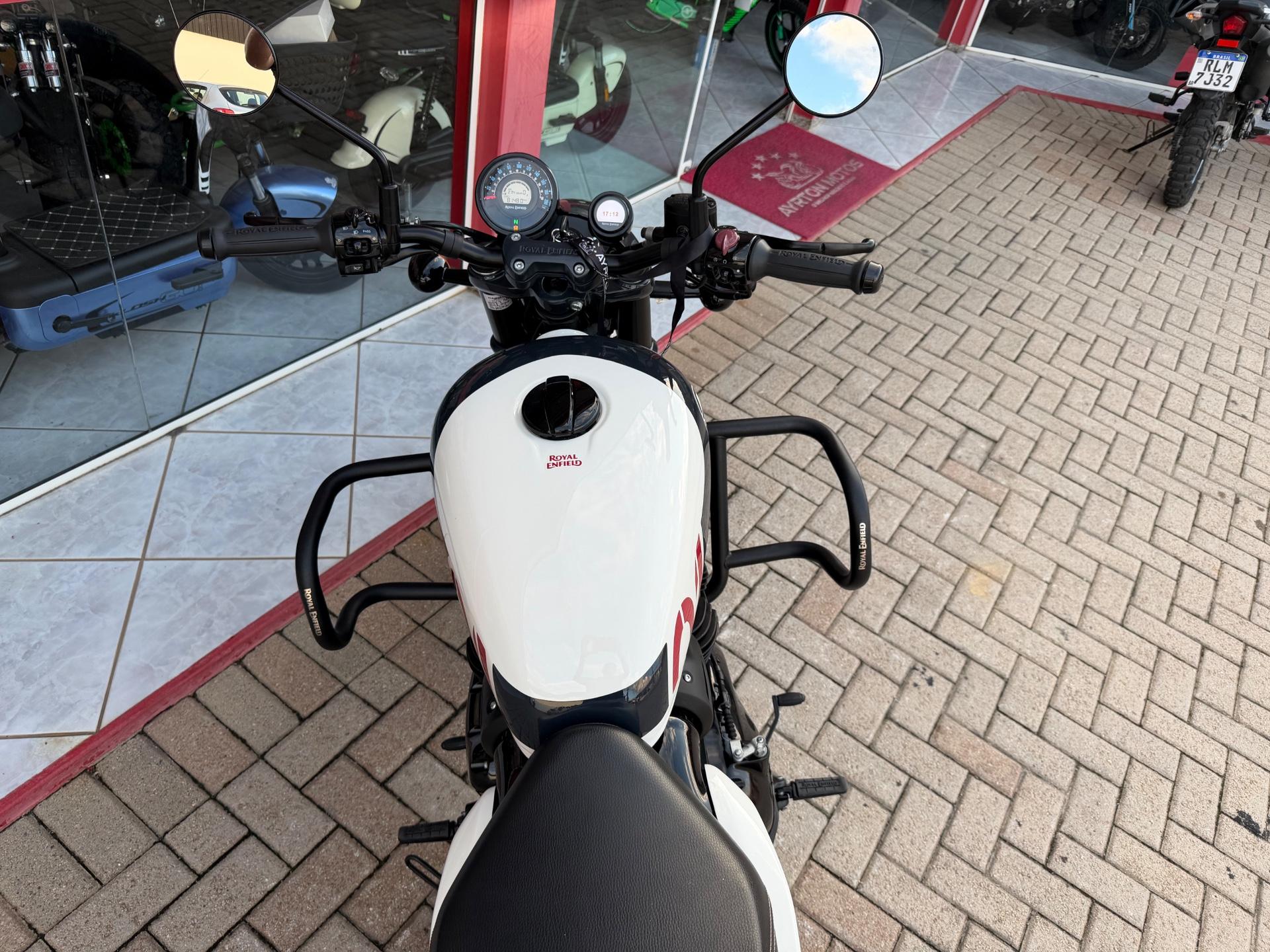 Foto numero 5 do veiculo Royal Enfield Shotgun 650 Top - Branca - 2025/2026