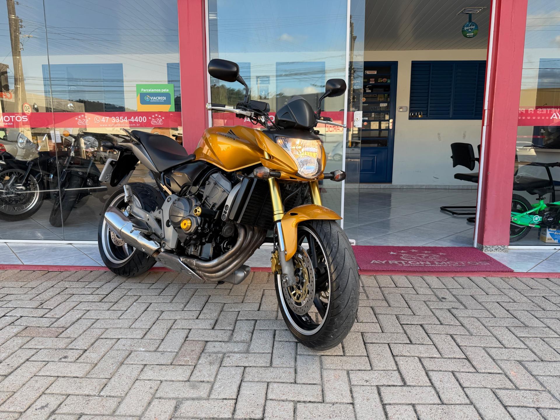Foto numero 1 do veiculo Honda CB 600F HORNET  - Amarela - 2009/2009