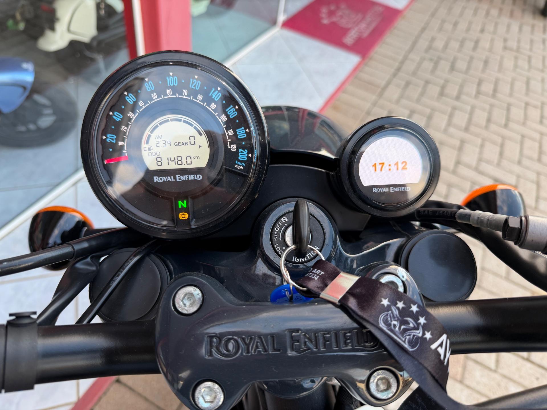 Foto numero 6 do veiculo Royal Enfield Shotgun 650 Top - Branca - 2025/2026
