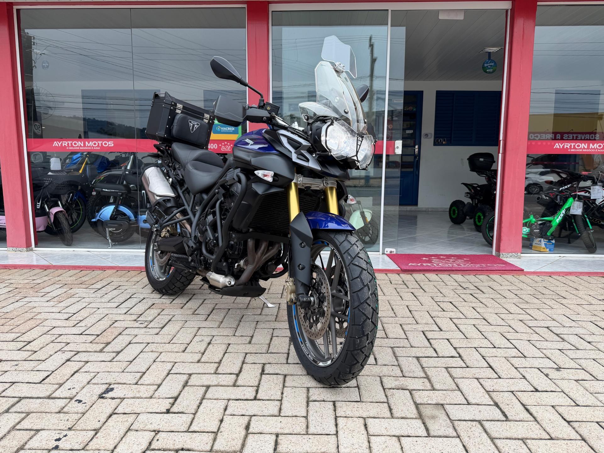 Foto numero 1 do veiculo Triumph Tiger 800  - Azul - 2014/2015