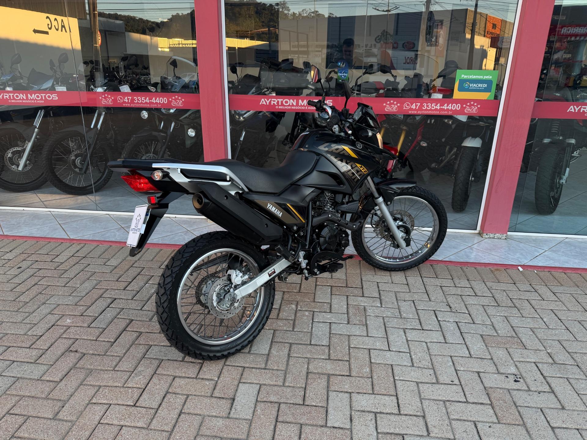 Foto numero 3 do veiculo Yamaha XTZ 150 CROSSER S FLEX  - Preta - 2019/2019