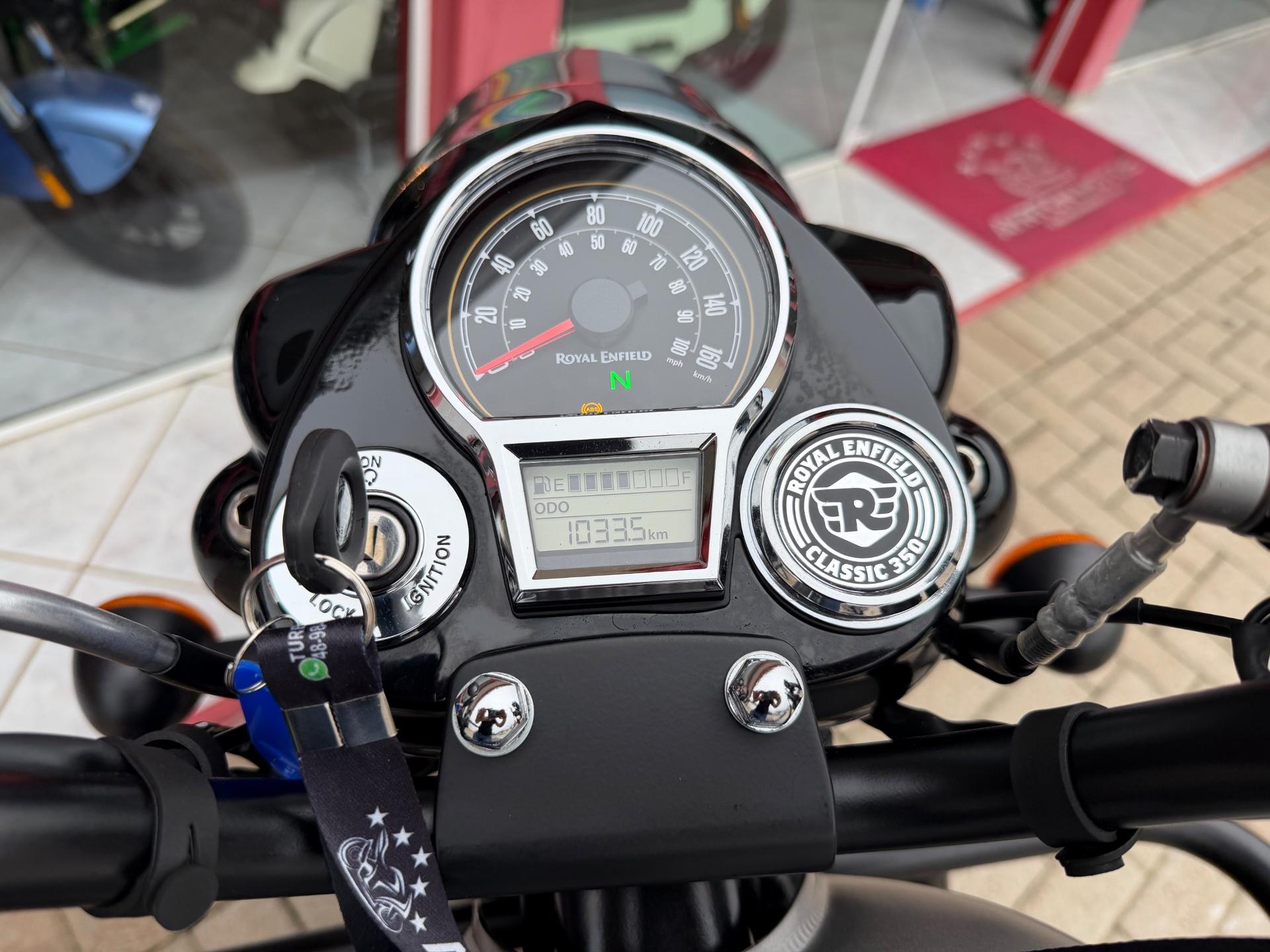 Foto numero 6 do veiculo Royal Enfield Classic DARK - Cinza - 2024/2025