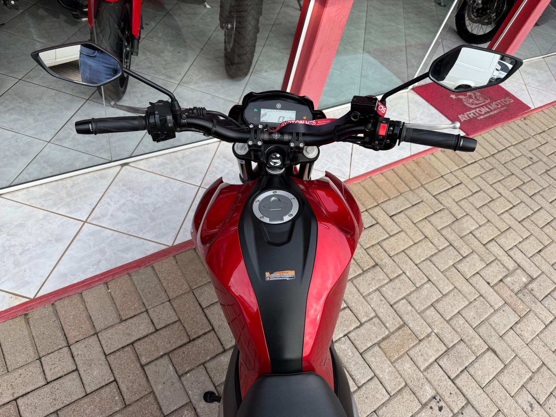 Foto numero 5 do veiculo Yamaha Fazer 250 FZ25 250 FAZER FLEX  - Vermelha - 2023/2023