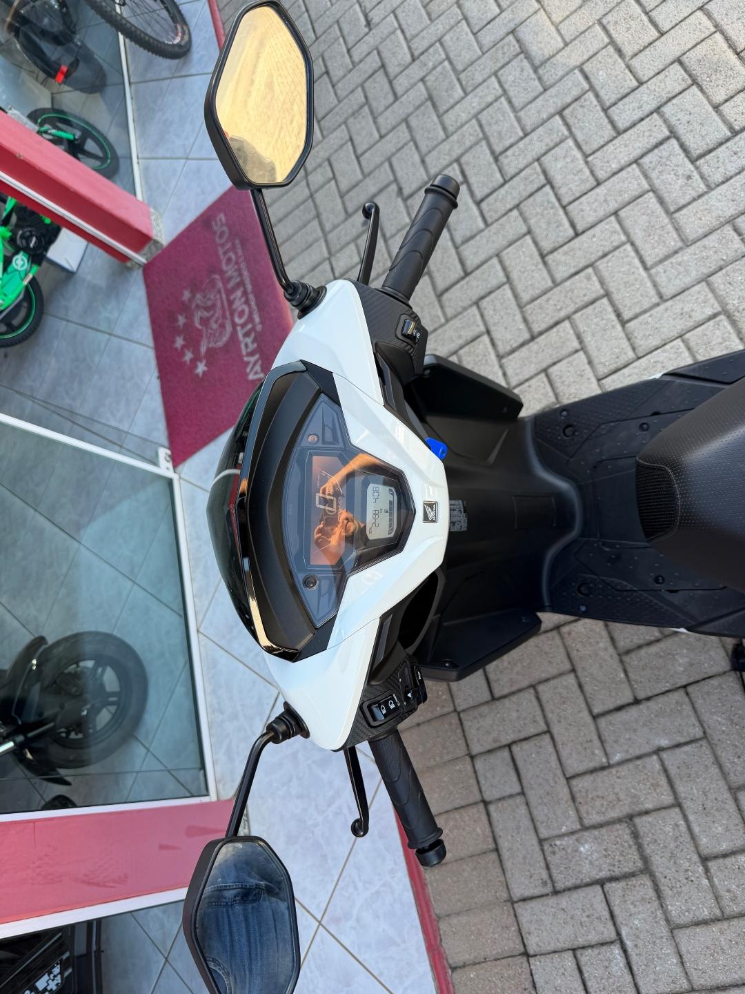 Foto numero 5 do veiculo Honda Elite 125 . - Branca - 2025/2026
